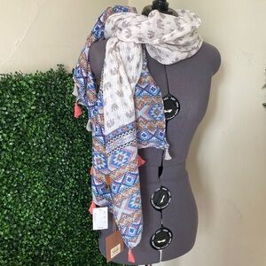 Tom & Eva NWT Scarf OS